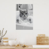 British Shorthair Cat Bath Print, Funny Bathroom ポスター (キッチン)