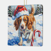 Brittany Spaniel Dog Pointing at Christmas Candy セラミックオーナメント (左)