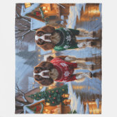 Brittany Spaniel Dogs Christmas Snow Holiday フリースブランケット (正面)