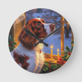 Brittany Spaniel with Christmas Lights Holiday  ラウンド壁時計 (正面)
