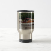 Broadsの伝統的な巡洋艦 トラベルマグ (中央)