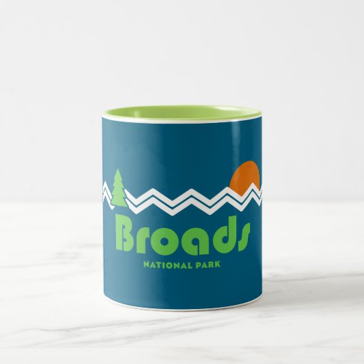 Broads National Park Retro ツートーンマグカップ (中央)
