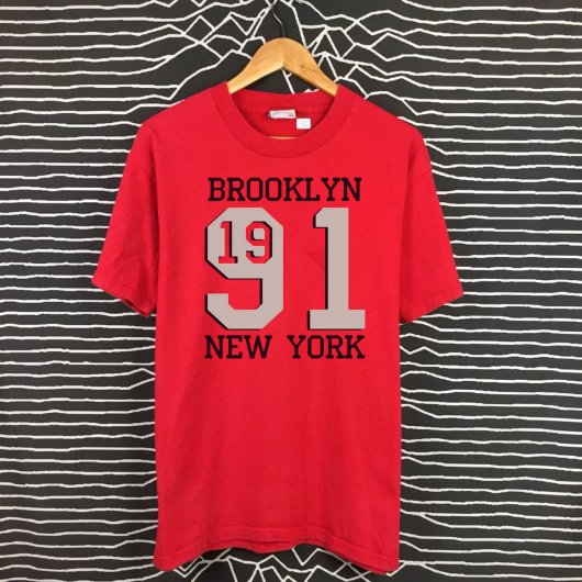 Brooklyn 90s tシャツ