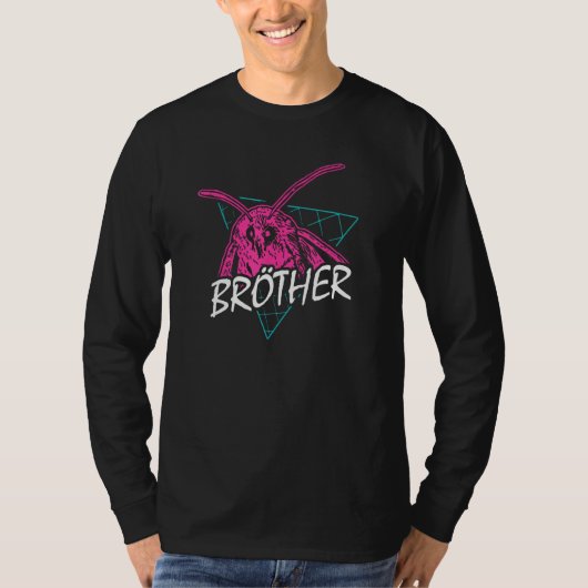 Brother   Moth Meme Tシャツ (正面)