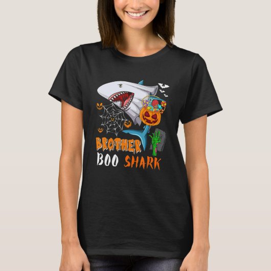 Brother Shark Boo Halloween Shark Boo Ghost Candie Tシャツ (正面)