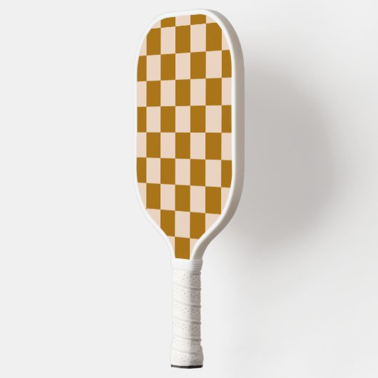 Brown and beige checkerboard pattern ピックルボールラケット (左)