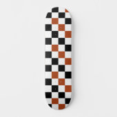 Brown Black White Checkered Pattern Design  スケートボード (正面)
