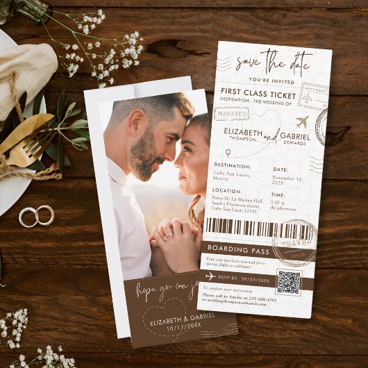 Brown Boarding Pass Destinationの写真結婚 招待状