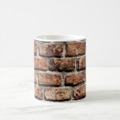 Brown brick wall on daylight コーヒーマグカップ (中央)
