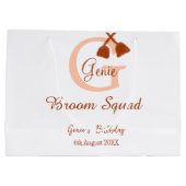 Brown broom Squad Birthday name peach monogram ラージペーパーバッグ (裏面)