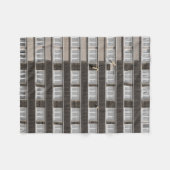 Brown commercial building フリースブランケット (正面(横))