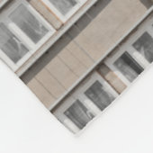 Brown commercial building フリースブランケット (角)