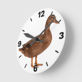 Brown Duck Farm Animal Countryside Rustic Decor ラウンド壁時計 (傾斜)