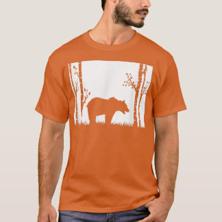 Brown Grizzly Bear Hunting - Wyoming map Hunter  Tシャツ