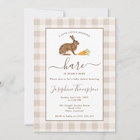 Brown Hare On Beige Gingham Easter Baby Shower 招待状 (正面)