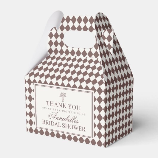 Brown Harlequin Checkered Bridal Shower フェイバーボックス (正面サイド)