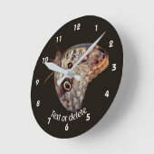 Brown Owl Butterfly Nature Personalized   ラウンド壁時計 (傾斜)