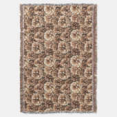 Brown Pine Cones Nature Birthday スローブランケット (正面縦)