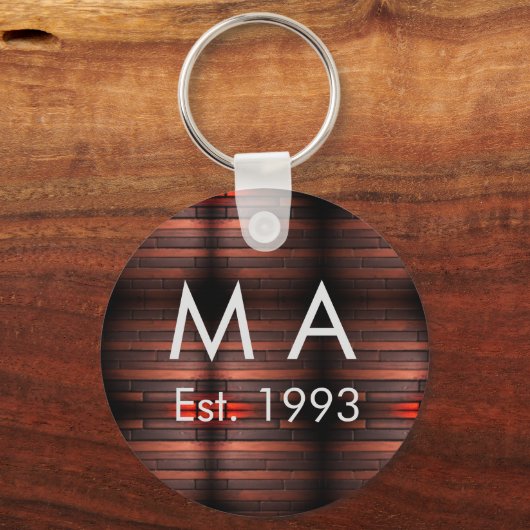 Brown rustic brick stone add name letter year date キーホルダー (裏面)