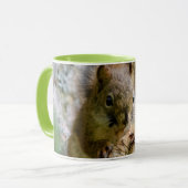 Brown Squirrel in Alberta – Woodland Wildlife マグカップ (正面左)