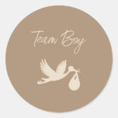 Brown Stork Baby Delivery Gender Reveal Team Boy ラウンドシール (正面)