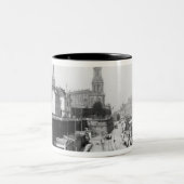 Bruehlsche Terrasseからのドレスデンの眺め ツートーンマグカップ (中央)