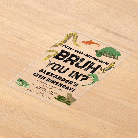 Bruh Boyの誕生日パーティーの爬虫類ショー アクリル招待状 (レイダウン)
