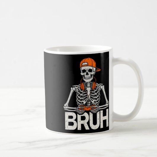 Bruh Gamer Skeleton Halloween Video Game Controlle コーヒーマグカップ (右)
