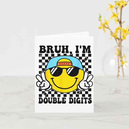 Bruh I'm Double Digits 10 Year Old Boy Birthday 10 カード (黄色い花)