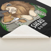 Bruin jongetje die een leeuw knuffelt シェルパブランケット (3/4)