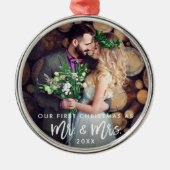 Brush Script初めてのクリスマスをMr.&ミセス・結婚ズ メタルオーナメント (正面)
