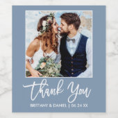 Brush Script 結婚's Thank You Dusty Blue Photo ワインラベル (シングルラベル)
