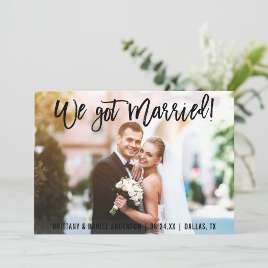 Brush Script Weカップル得の結婚した写真 案内状 (スタンド正面)