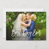 Brush Script Wood 最高の  Day Ever 結婚 Card（ブラシ台木のウッドの 招待状 (正面)