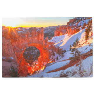 Bryce Canyon Natural Bridge at Sunrise メタルプリント