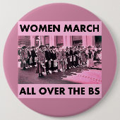 BSの巨大な6インチボタンをくまなく女性3月 缶バッジ (正面)