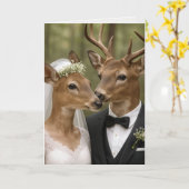 Buck and Doe Deer Wedding In Forest カード (黄色い花)