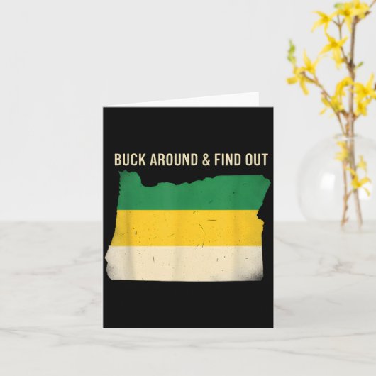 Buck Around Oregon Map Funny Wildlife Adventure Vi カード (黄色い花)