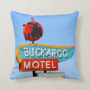 Buckarooおよび子馬の兵士のモーテル、Tucumcari、N.M. クッション