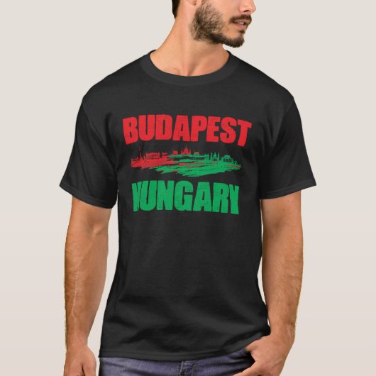 Budapest Hungary Europe Travel Tシャツ (正面)