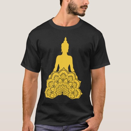 Buddha Monk Namaste Praying Pray Smile Happy Laugh Tシャツ (正面)