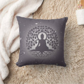 Buddha Tree Yoga Throw Pillow クッション (ブランケット)