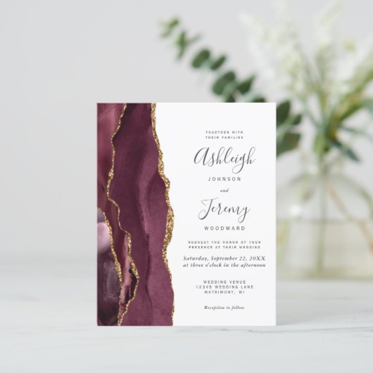 Budget Burgundy Gold Agate Wedding Invite (スタンド正面)