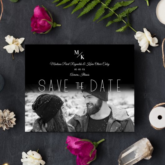 Budget BW Chic Minimalistの写真クラシックイニシャル