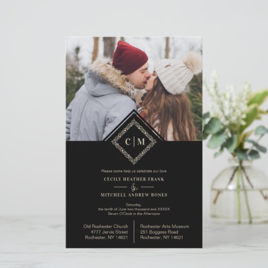 Budget Flourish Black Luxury Wedding Initials (スタンド正面)