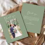 Budget Sage Green結婚's Thank You Photo チラシ<br><div class="desc">フロント結婚とバックに写真がある予算のサンキューカード。サンキューカードにはモダン、ミニマルなモダン結婚式日のお祝いの後に使用するエレガント、シンプルと使用する手で文字のキュラシンプルシックスクリプトのタイポグラフィが含まれている。</div>