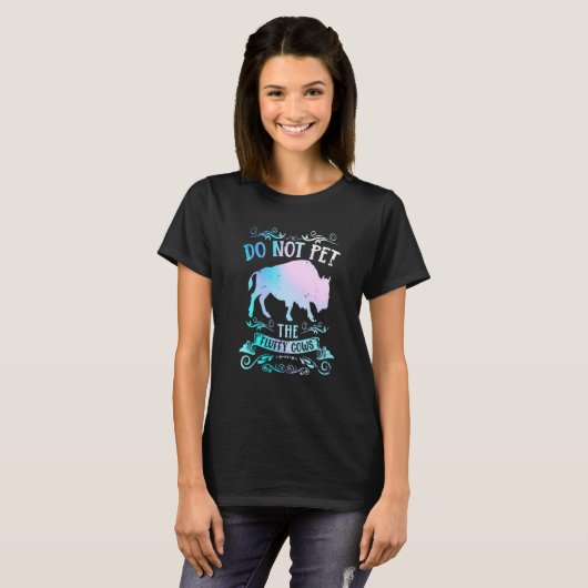 Buffalo  Bison Do Not Pet The Fluffy Cows Tシャツ (正面フル)