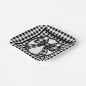 Buffalo Black Plaid Country Bow ペーパープレート (傾斜あり)