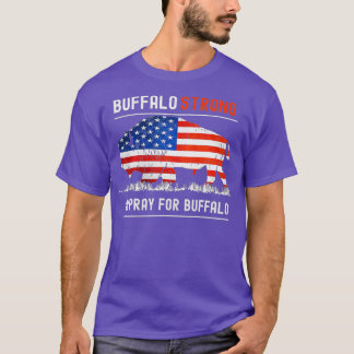 Buffalo Strong Pray For Buffalo American flag (2) Tシャツ