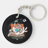 BUGS BUNNY™ フットボールクラブ バッジ キーホルダー (裏面)